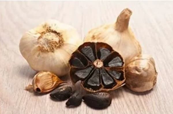 تصویر 4 از قیمت سیر سیاه فله ای + خرید باور نکردنی